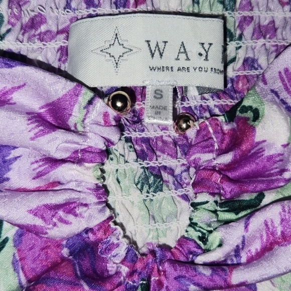 WAYF Puffed Sleeves Floral Satin Crop‎ Top Size Small - Picture 3 of 14